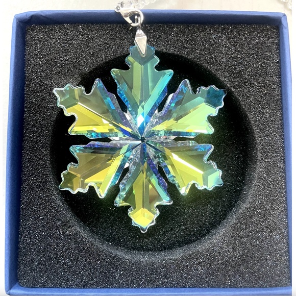 Crystal Snowflake Sun Catcher Christmas Tree Decor Czech Bohemia Crystal Gift - Picture 2 of 5